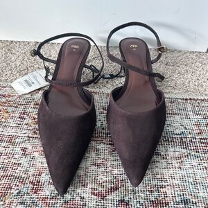 NWT Zara Chocolate Brown Suede Pointed Kitten Heels